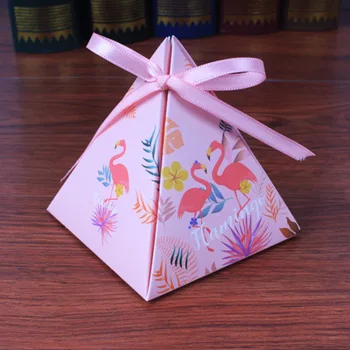 100ks/ Flamingo štýl darčeka Trojuholníkového tvaru Pyramídy svadobné prospech candy políčok pre party láskavosti babyshower strana dodávky