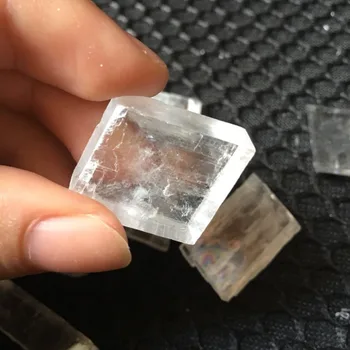 50g Prírodného malej veľkosti námestie kalcitu kamene Island spar Quartz Crystal Rock Energie Minerálne Vzor Uzdravenie