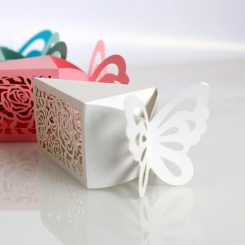 50pcs Pekné Svadobné Koláčiky Box Laser Vyprázdnené Papier Motýľ Ruže, Darčekové Tašky Svadobný Dar Zapojiť Strany Candy Boxy Veľkoobchod