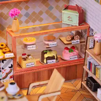 DIY Drevené Miniatúrne Doll House Európe kaviareň Miss Tortu domček pre bábiky Izba Box Vzdelávacie Hračky pre Dievča, Darček Vianočný Darček
