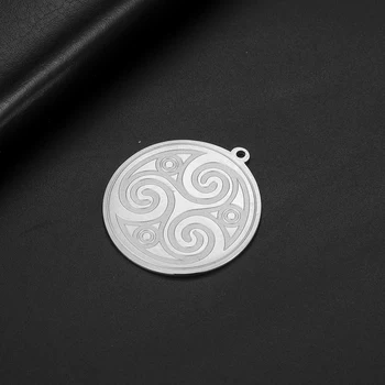 EUEAVAN 10pcs/veľa KUTILOV, Veľkoobchod Príslušenstvo Triskele Trojitej Špirály Triskelion Symbol V Rune Kruhu Amulet Prívesok na Náhrdelník