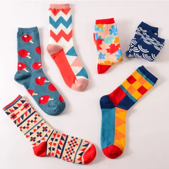 Farba Posádky Bavlna Šťastný Ponožky Muži/Ženy Britský Štýl Príležitostných Ponožky Mužov Vzor Značky Módne Novinky, Umenie Pre Pár Zábavné Meias
