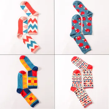 Farba Posádky Bavlna Šťastný Ponožky Muži/Ženy Britský Štýl Príležitostných Ponožky Mužov Vzor Značky Módne Novinky, Umenie Pre Pár Zábavné Meias