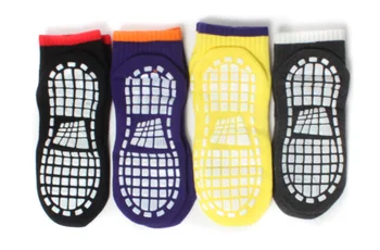 Mens anti-slip ponožky, rôzne farby, lacné a úsporné, veľkosť 40-46, anti-slip ponožka muž