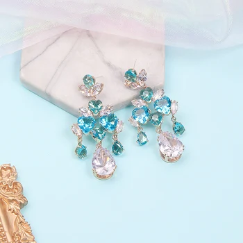 MWSONYA Módne kórejský Sky Blue Láska Srdce Krištáľové Náušnice pre Ženy Kvapka Vody Crystal Strapec Prívesok Svieti Šperky Darček