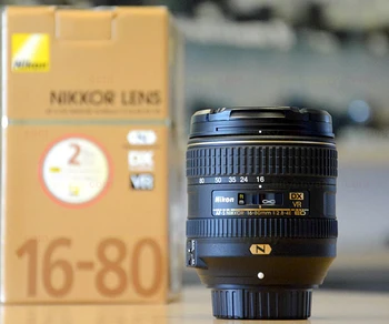 Nový Nikon AF-S DX Nikkor 16-80 mm f/2.8-4E ED VR Zoom Objektív