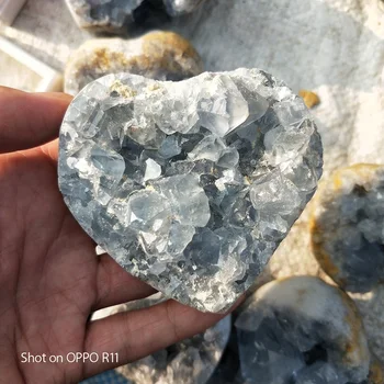 Prírodné Modré Celestite Minerálny Liečivý heart-shape Crystal Klastra Geode Nepravidelný Gem crystal Kameň Domáce Dekorácie Vzor