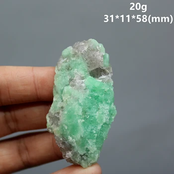Prírodný zelený smaragd minerálne gem-stupeň crystal vzoriek kamene a kryštály kremeňa kryštály z číny