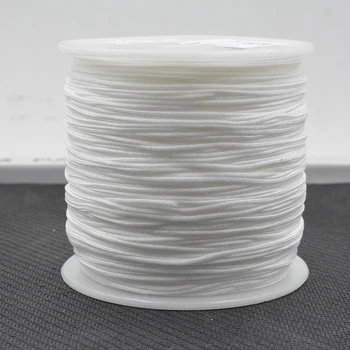 Veľkoobchodný predaj Čiernej a Bielej 100 metrov/Spool 0.8 MM Nylon Čínsky Knotting Macrame Šnúra Pletená DIY Lištovanie String Niť